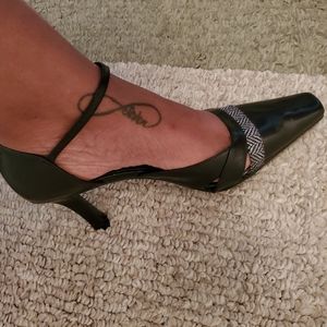 Bandolina heels